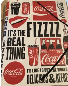 Chemise à rabat en carton blanc coca cola