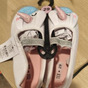 Chaussons blanc licorne T29 Tex
