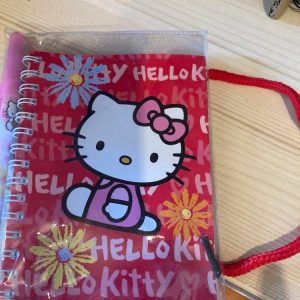 Petit carnet + stylo hello kitty