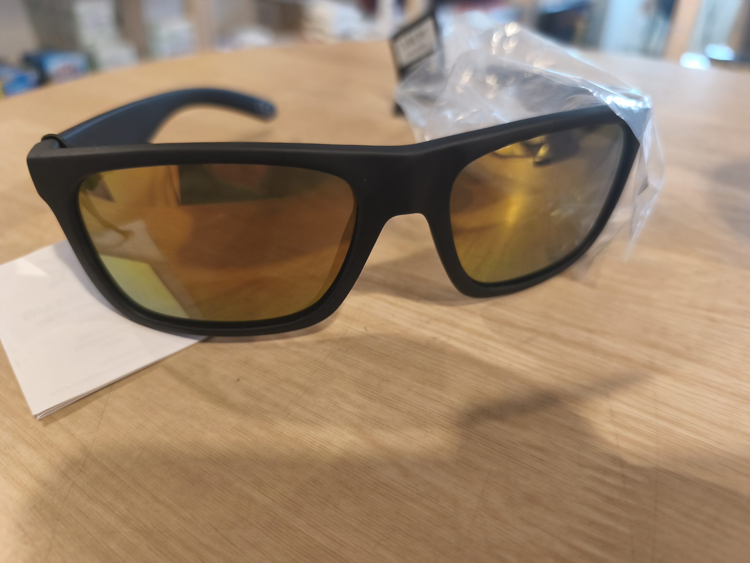Lunette de soleil 104 noir