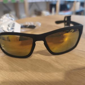 Lunette de soleil 602 noir polarisant
